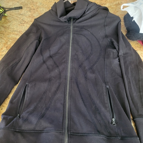 Lululemon - Picture 6 of 6